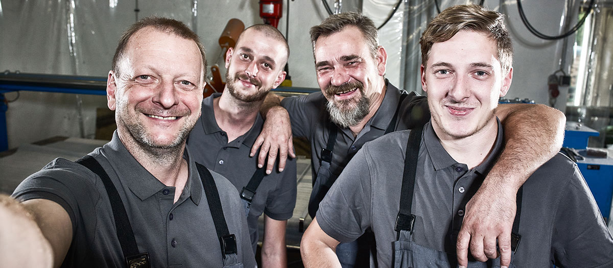 Unser Team 7 team oberflaechenveredelung